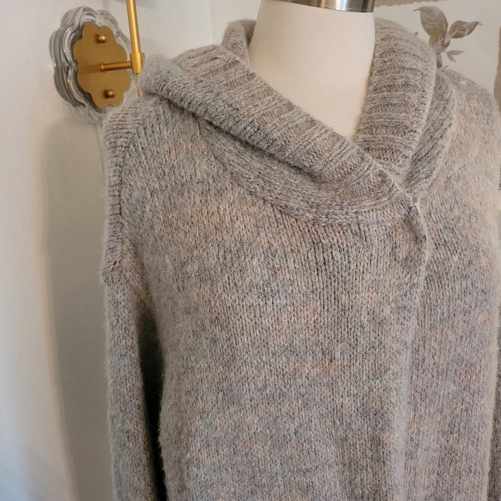 Free People Eyes On You Cozy Gray Tan Hooded Sweater XS